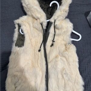 BCBG Rabbit  Fur Hooded Vest - Cream